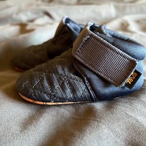 Teva baby shoes/first walkers size 2/3